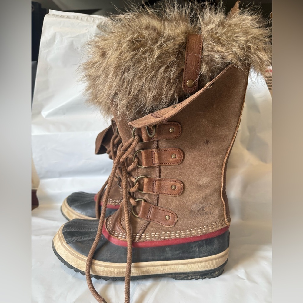 Sorel Joan of Arctic Brown Umber Red Dahlia Snow Boots Fur Size 7